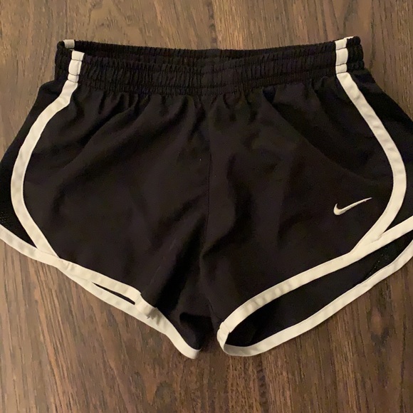 Nike nylon shorts XS/S - Picture 4 of 6